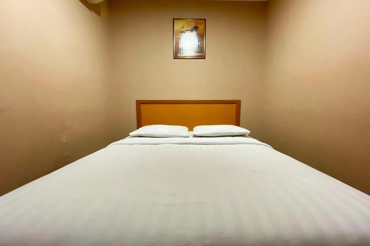 Oyo 90108 Hotel Kaya Kota Kinabalu 2*,